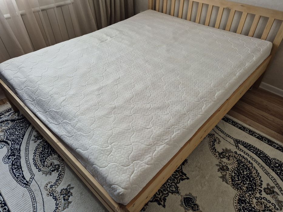 Матрас 160см б/у