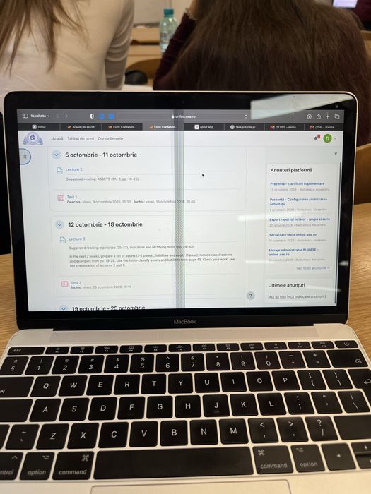 Macbook 12 inch i7