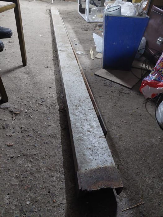 Швеллер металичиский