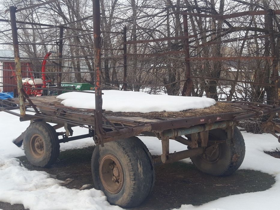 Прицеп. Погрузка до 250 тюков