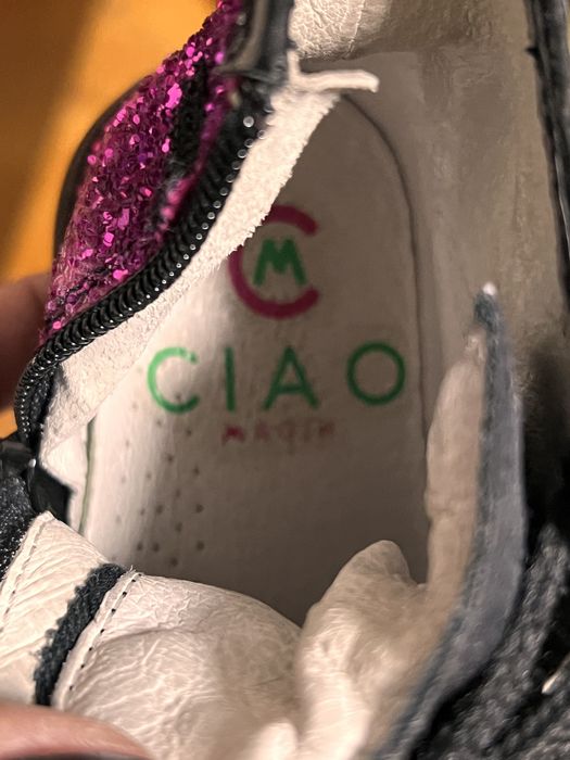 Продам ботинки для малышки