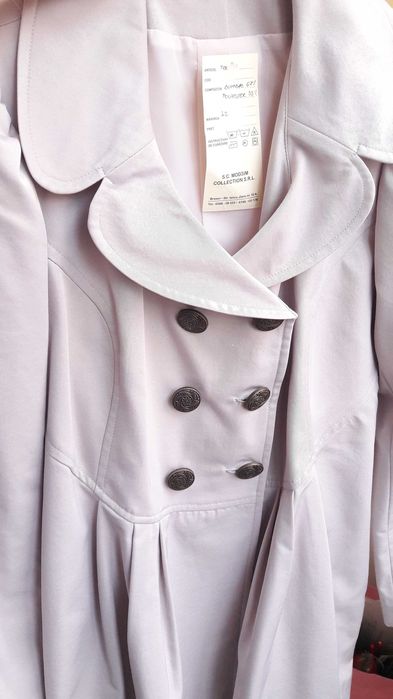 Trenci cu 2 randuri de nasturi