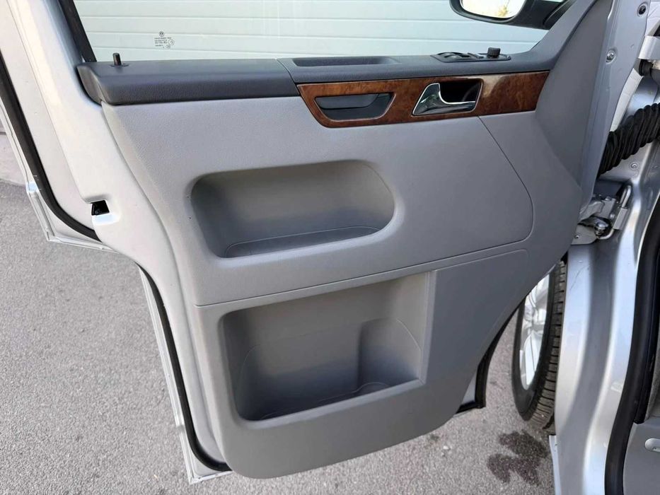 VW Multivan 2.0TDI