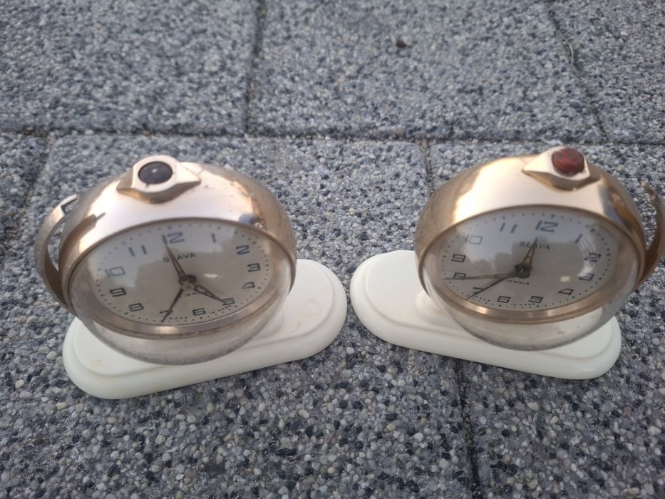 De vânzare ceas SLAVA