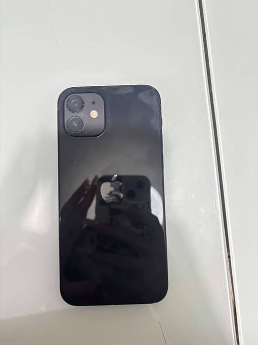 Iphone 12 , 64 gb