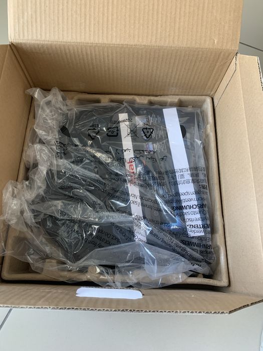 Продается робот-пылесос