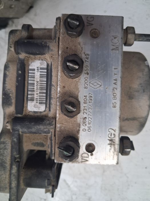 ABS модул Renault Clio 3 2007г.