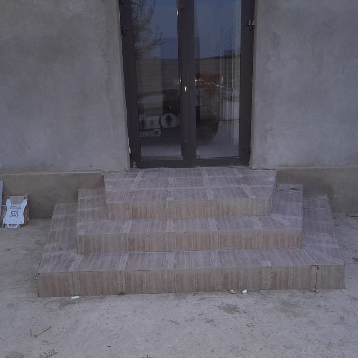 Укладка кафелья Потолок пластик.