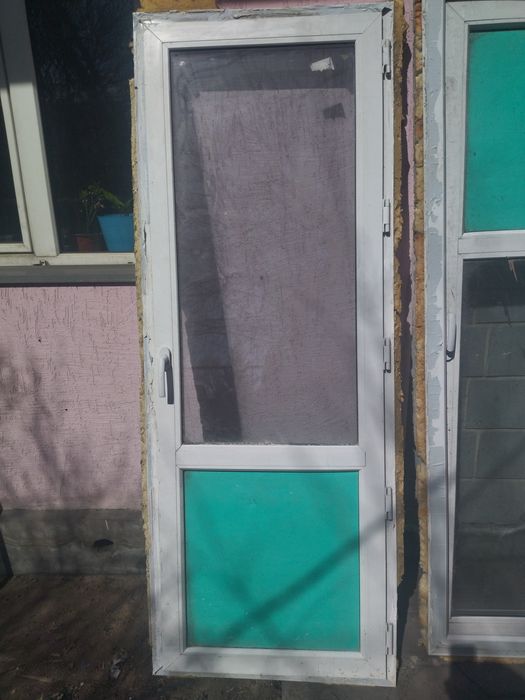 Пластиковые окна и двери балконные