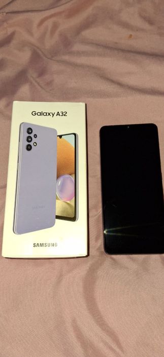 Продам телефон Samsung за 600.000 сум