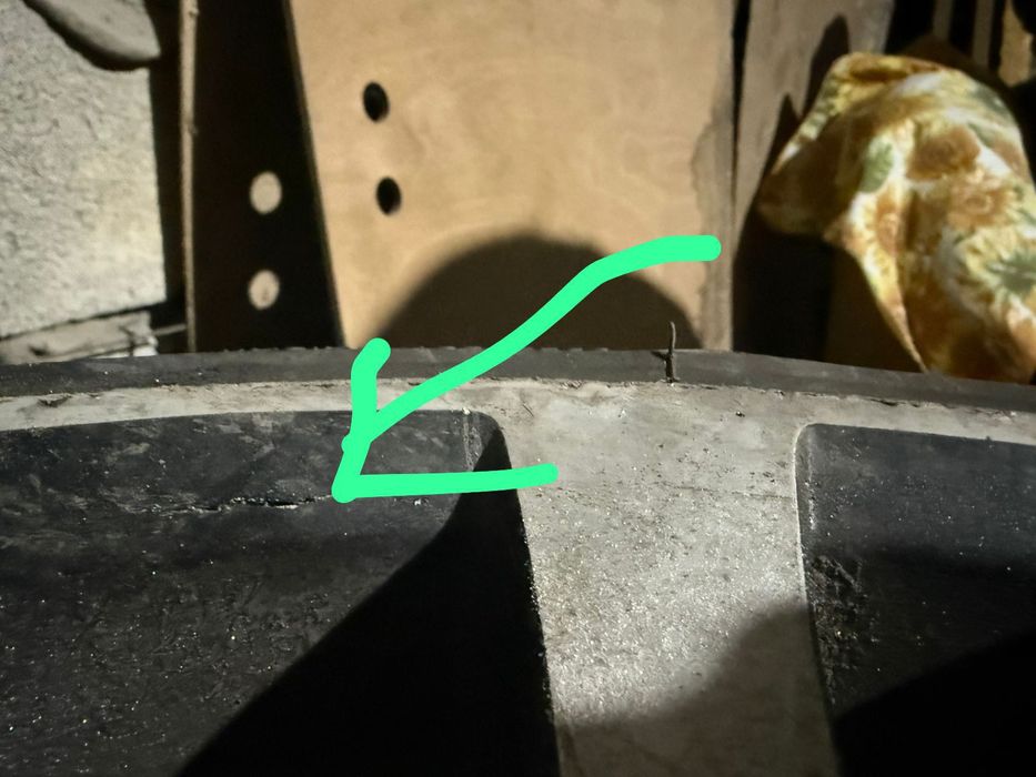 Продам Рельсы  Р17 на лете