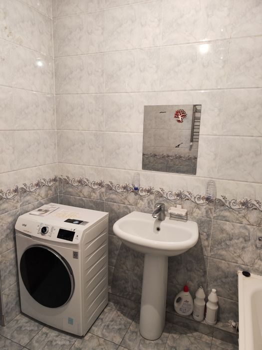 Uy sotiladi. Ipoteka bank 83kv.m