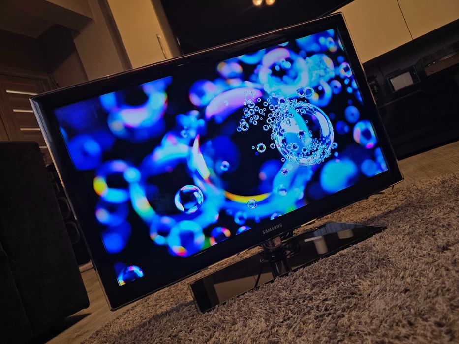 Televizor SAMSUNG 82cm FULL HD , SLIM , UE32D5500