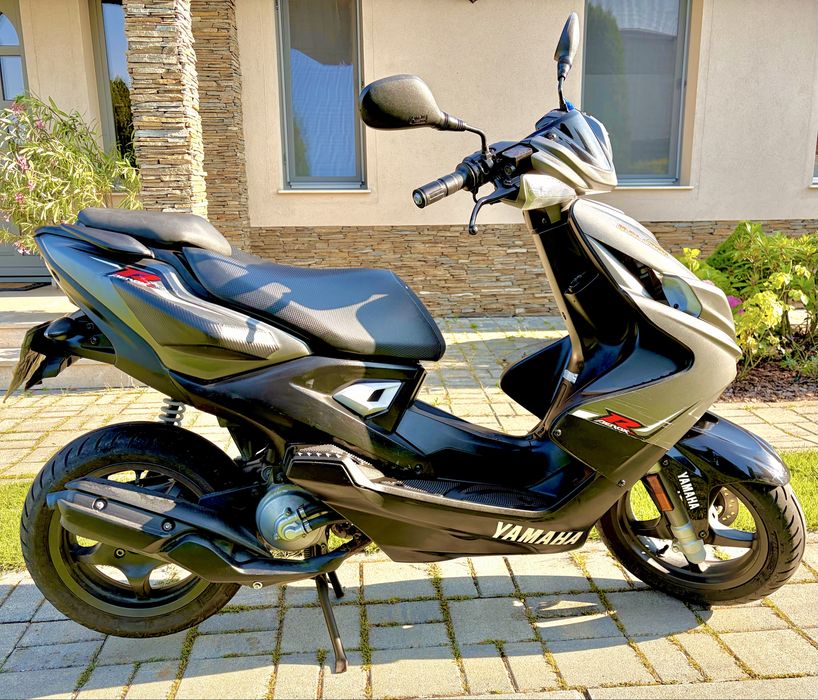 Scuter Yamaha Aerox 2T • 2017 • 49 cm³
