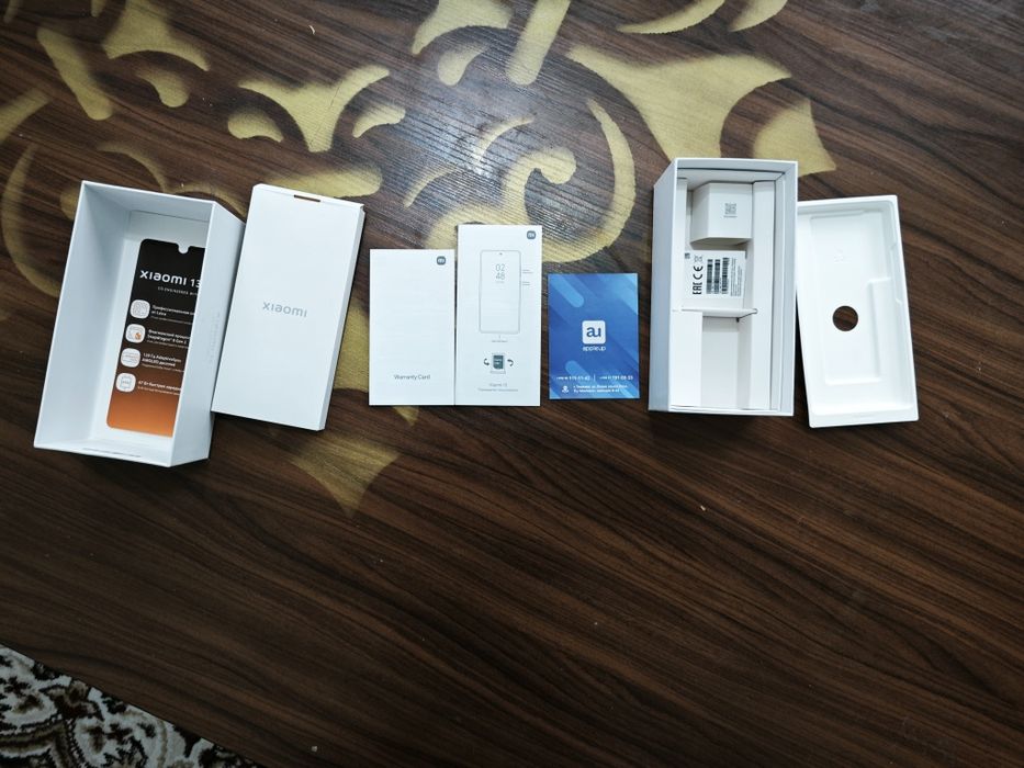 Xiaomi 13 Global  versiya