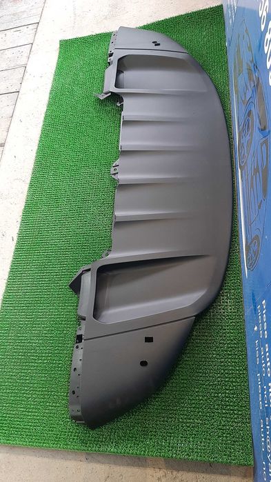 spoiler bara porsche cayenne 7P5