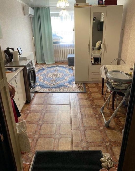 Продам комнату в общежитии район СКГУ