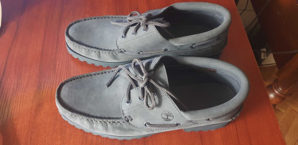 Продавам мъжки обувки Timberland