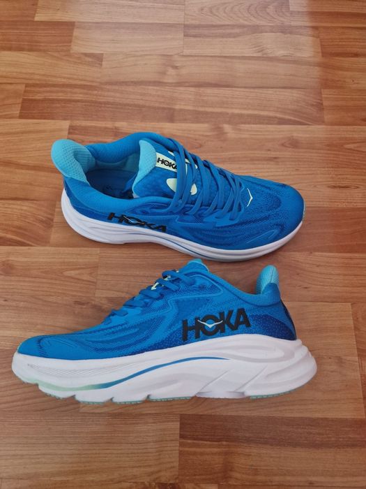 Adidași Hoka Clifton 10