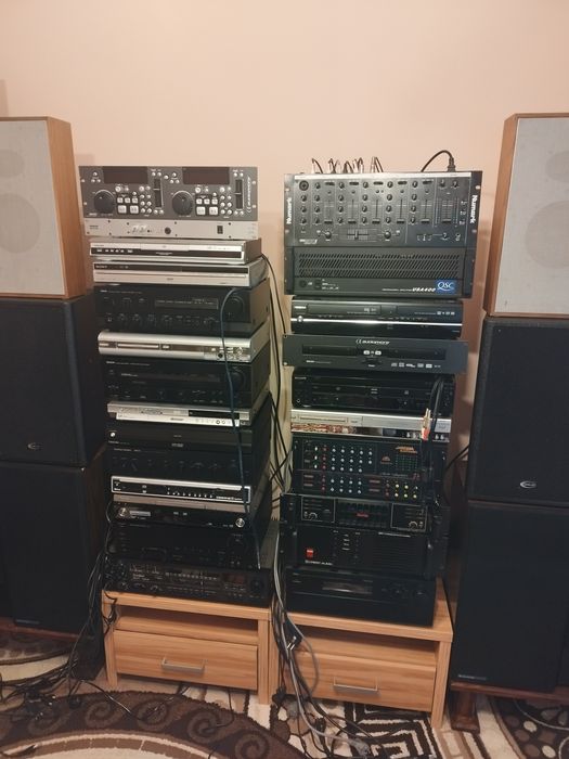 Vând    boxe, amplificatoare vintage