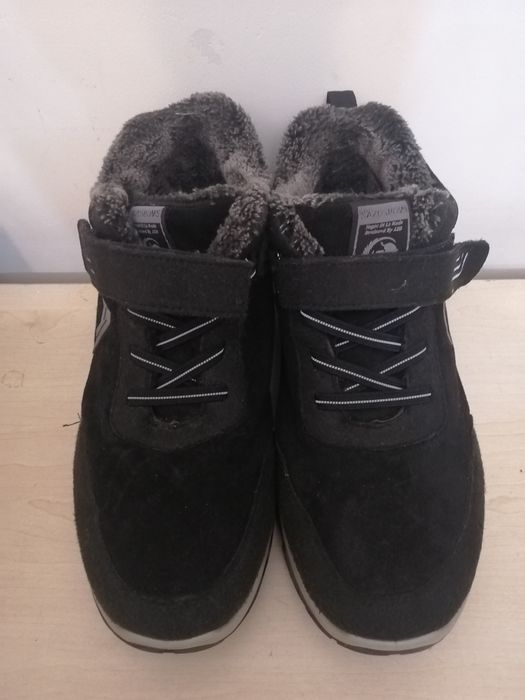 Зимние кроссовки 44р