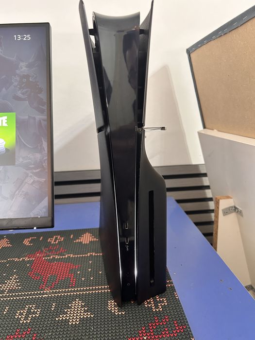 Ps5 slim nou cu accesori