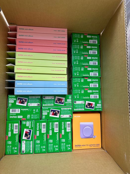 Instax mini 12 camera foto nou cu garantie 2 ani, film