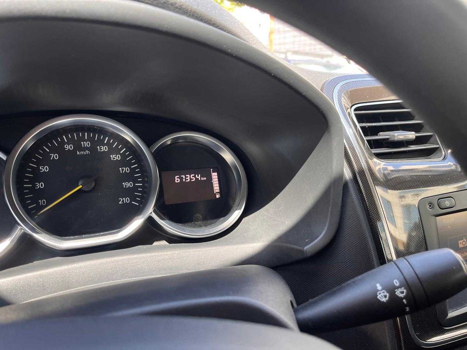 Dacia Logan 1.0 SCe – 2017 – Albă – Cameră Marșarier – Întreținută