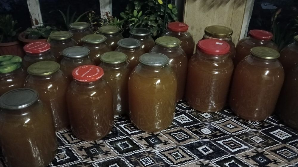 Натуральный яблочный сок