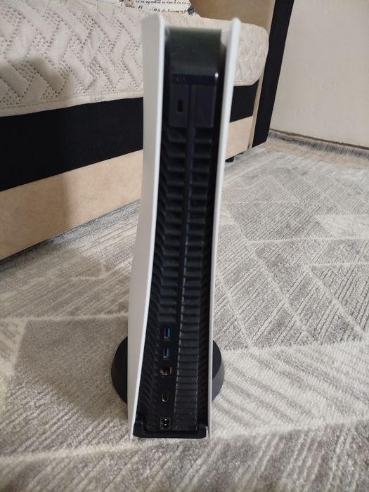 Продам SONY PlayStation 5.