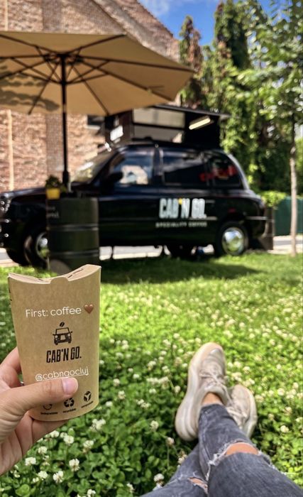 Cafenea Mobila cu Locatie Fixa la The Office Cluj