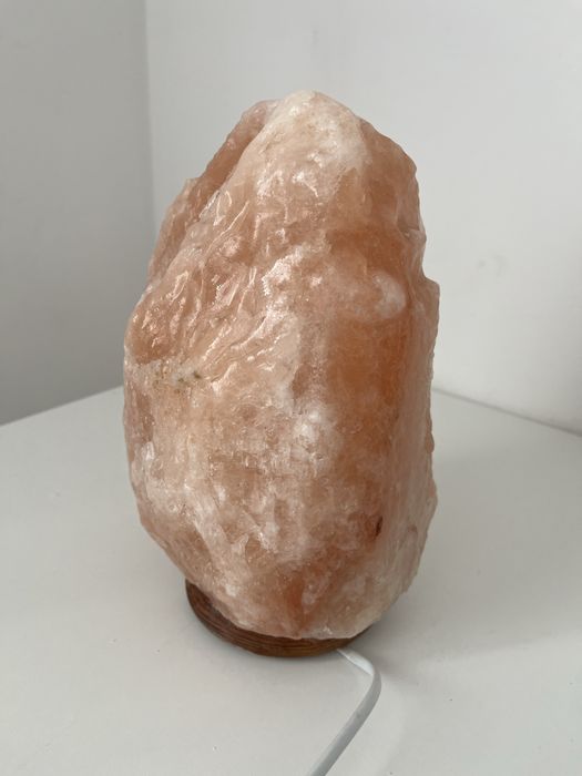 Продам солевую лампу  6 кг