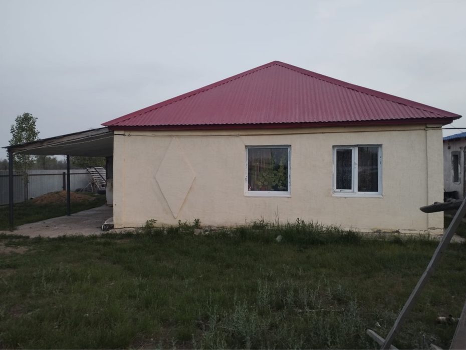 Продам 2 частных дома во дворе, 25 соток