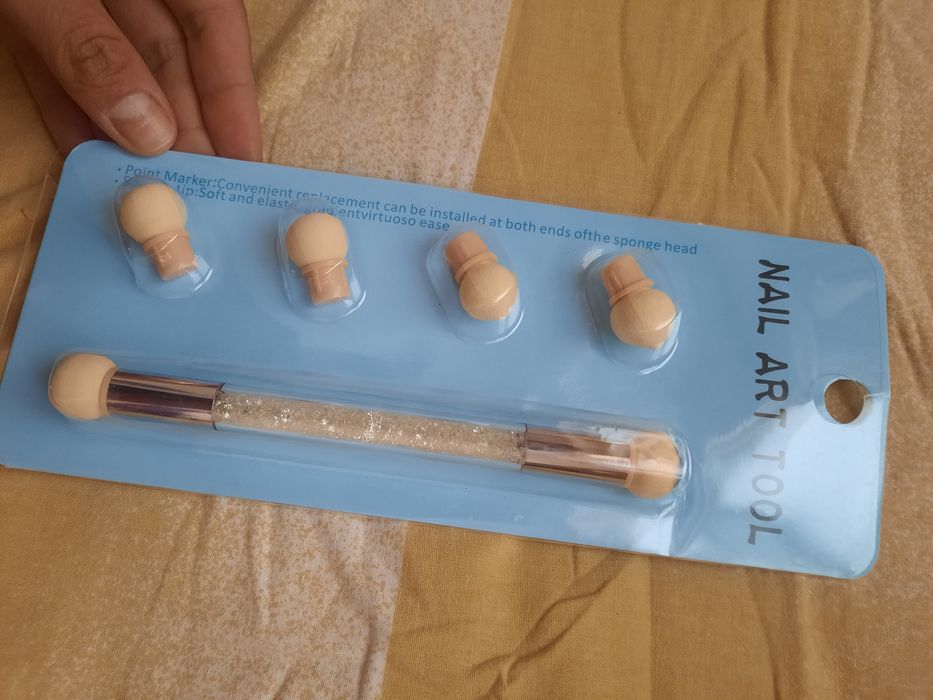 Лот аксесоари за маникюр