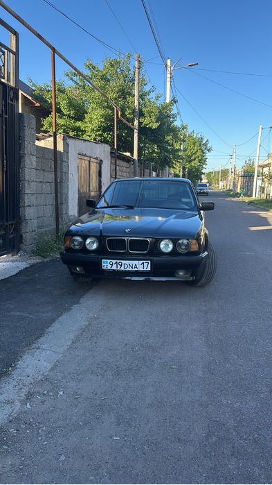 Bmw 5-series.