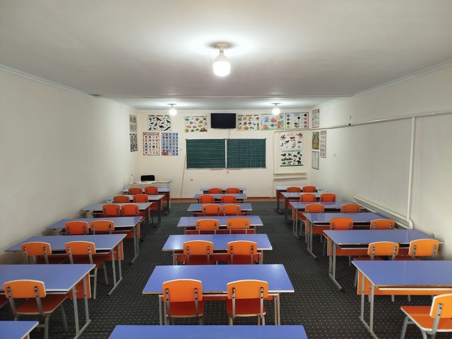 Укув маркази учун стол стуллар