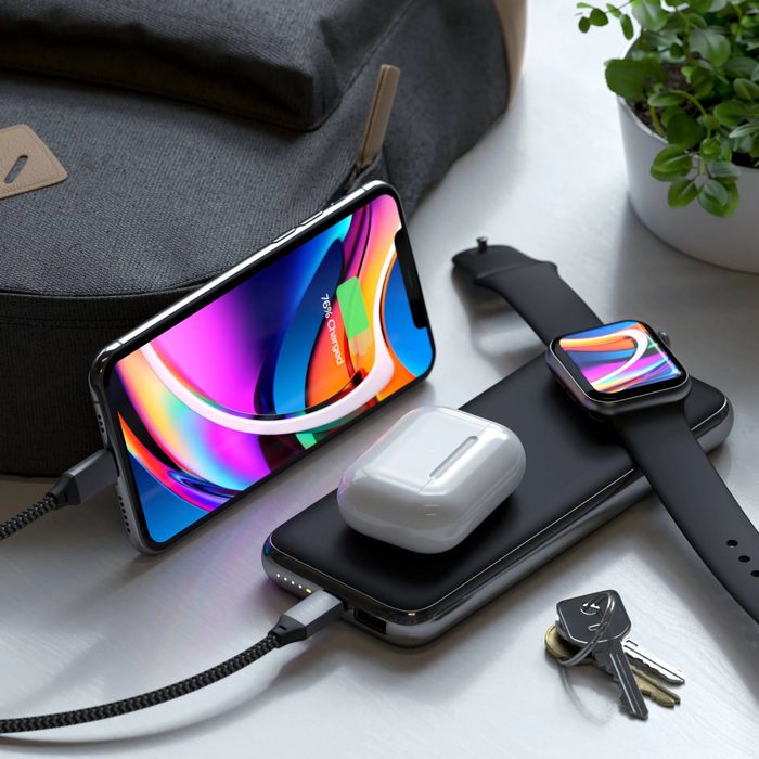Satechi Quatro Wireless Power Bank - 10000 мАч