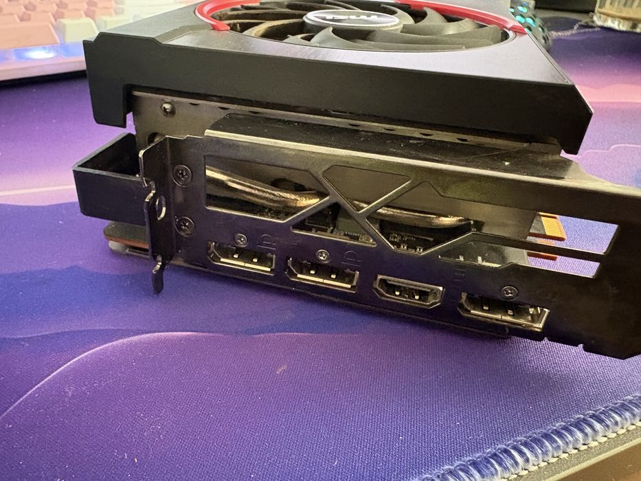 Видеокарта Radeon RX5700XT