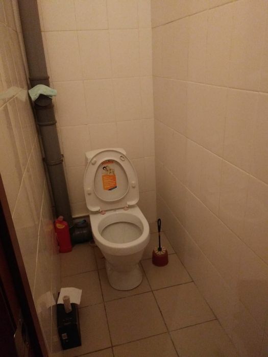 Сдается 1 комн кв в 10 мкр.