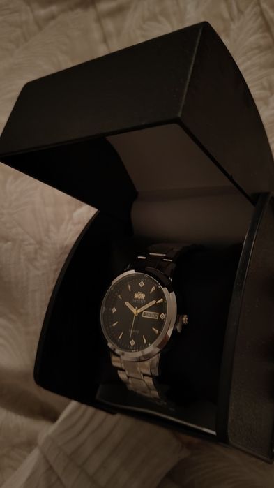 Сағат сатылады жаңа