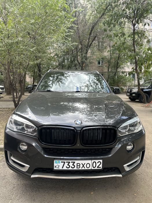 Продам BMW X5 3.0 в идеальном состоянии