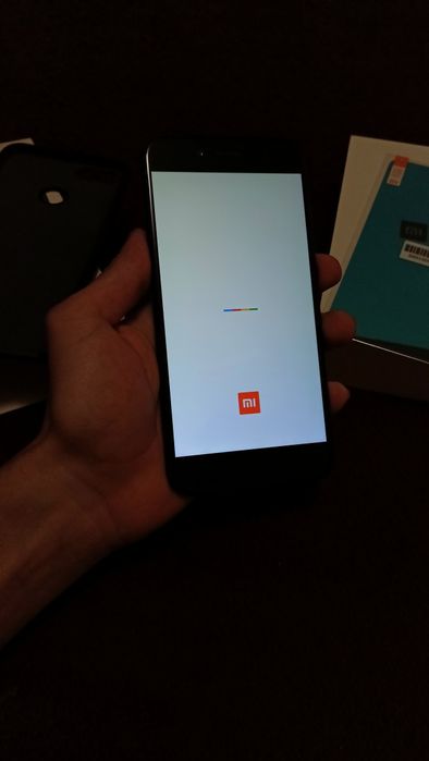 Телефон Xiaomi mi A1