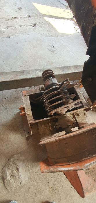 Фуражумелка за зърнен и груб фураж