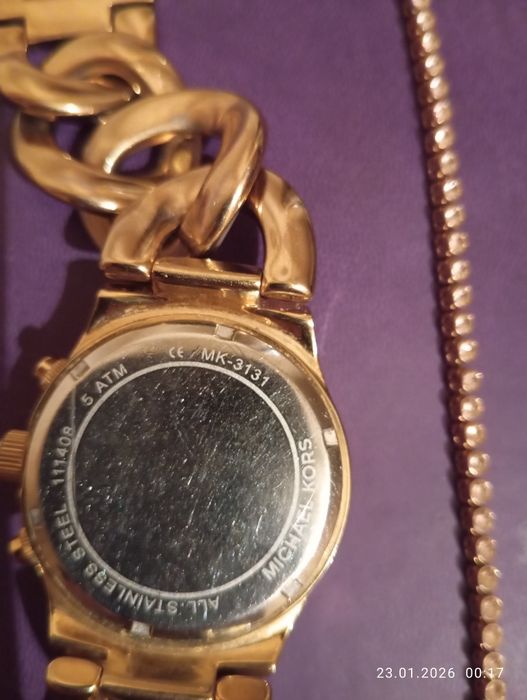 Стильные. Сваровски браслет в подарок.