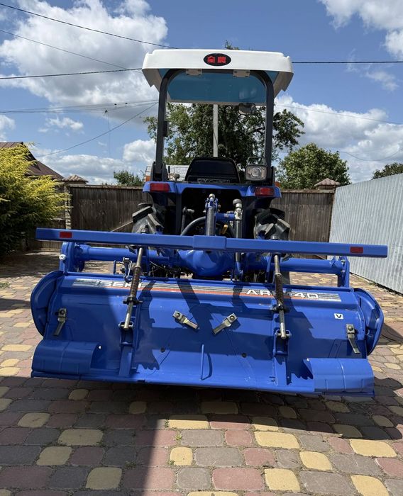 Японский минитрактор Iseki