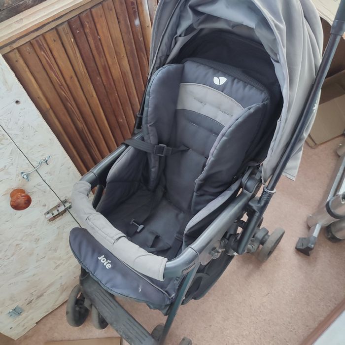 Коляска в хорошем состоянии