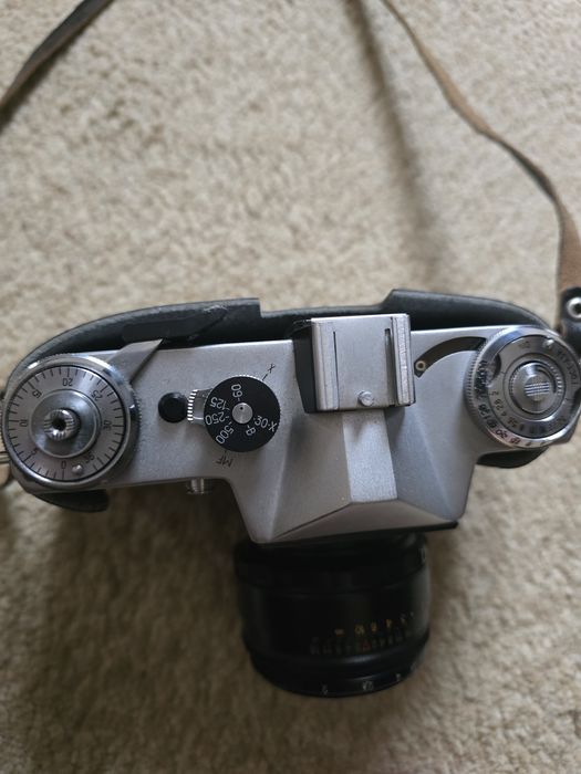 Продам фотоаппарат "Зенит-Е"