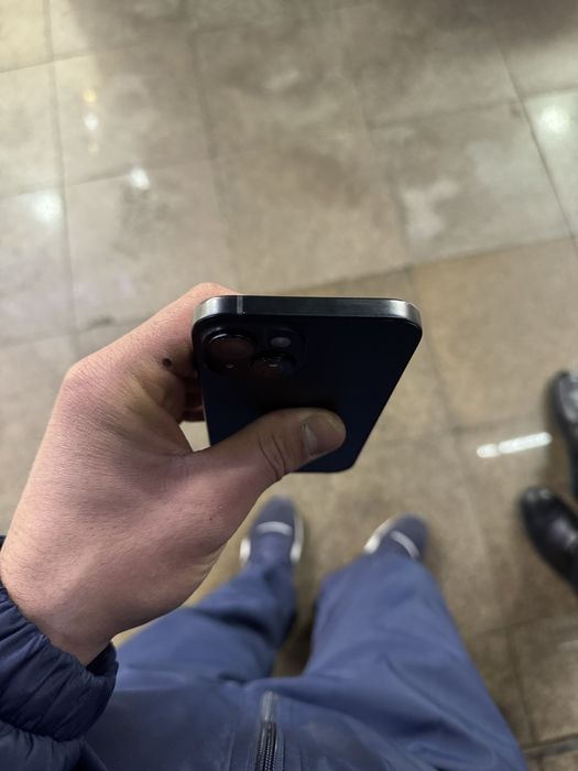 Продается айфон 15