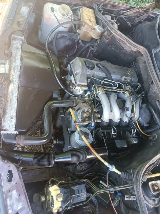 Скорости за Мерцедес 124