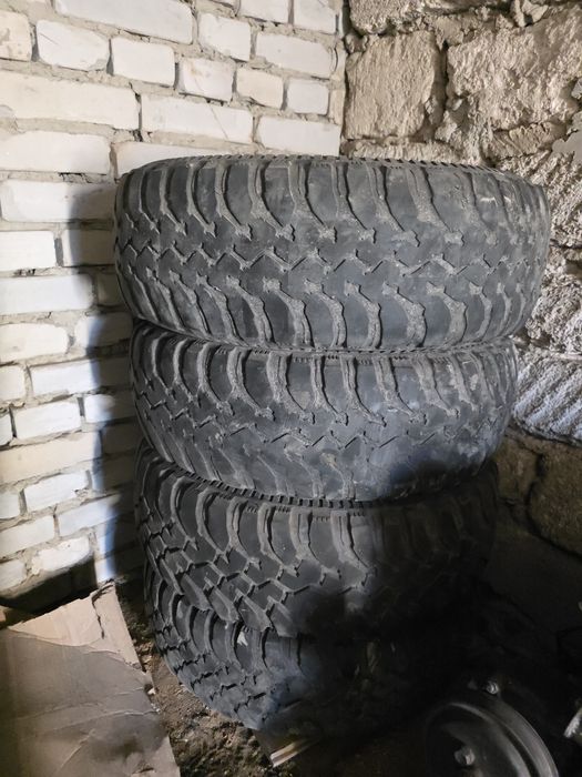 Резина 215/65/16
